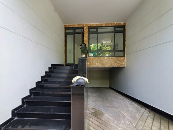 bán nhà vạn phúc city