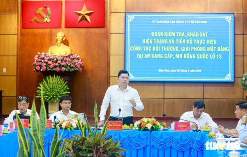 Đẩy nhanh giải phóng mặt bằng Quốc lộ 13- UBND phường Hiệp Bình họp bàn phương án bồi thường và tháo gỡ vướng mắc. (1)