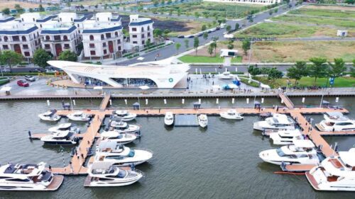 Bến du thuyền Marina Royal Vạn Phúc City